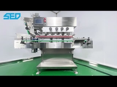 Automatische mit einer Kappe bedeckende Maschine