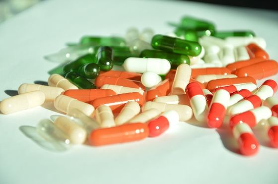 Halbautomatische, vibrierende Apothekenpillenzähler